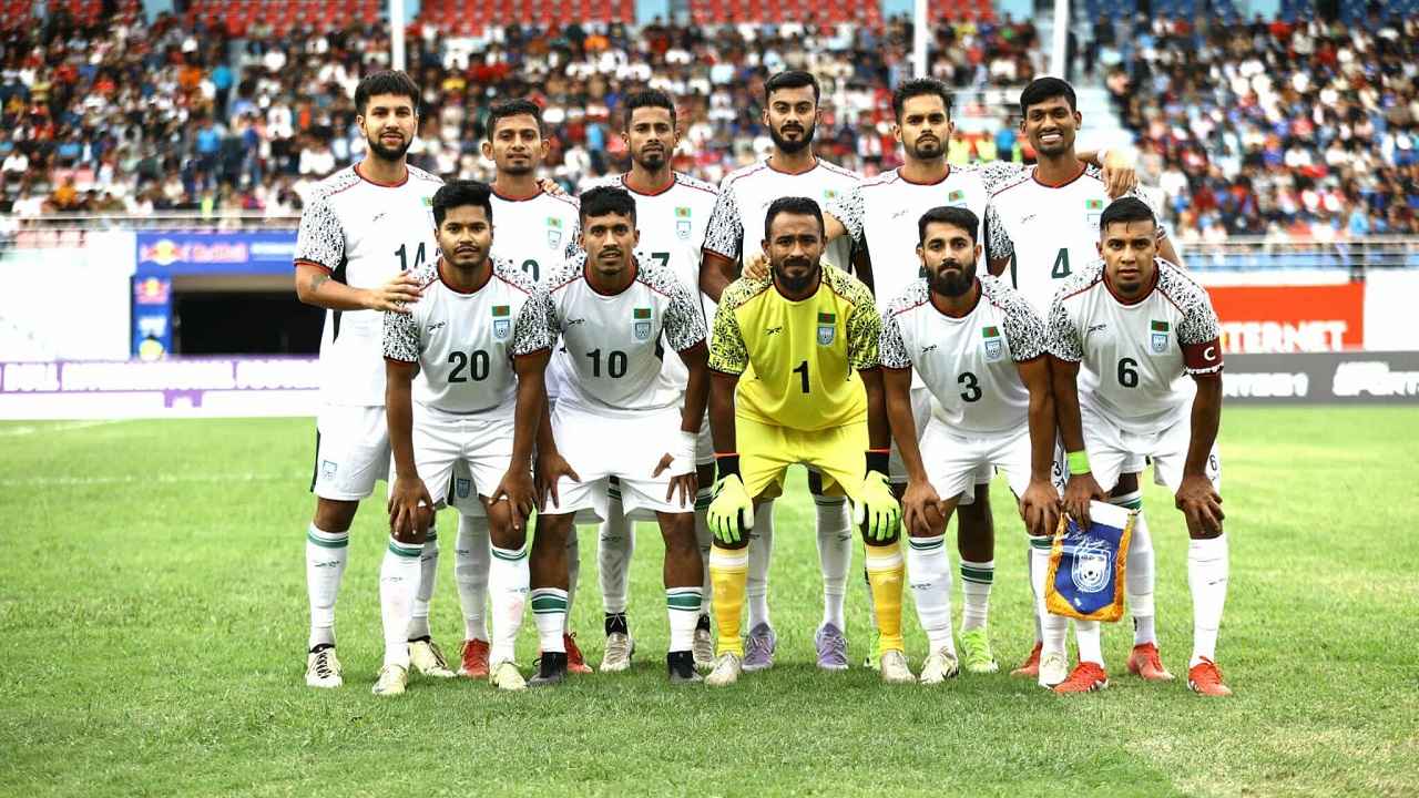 আজ ফিরছে না বাংলাদেশ দল- বাফুফে