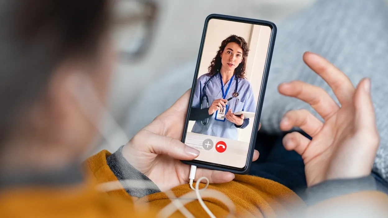 হোয়াটসঅ্যাপে কল্পনা অনুযায়ী ব্যাকগ্রাউন্ড তৈরির সুযোগ