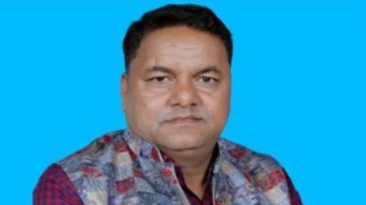 চার হত্যা মামলার আসামি ইউপি চেয়ারম্যান টিপু সাময়িক বরখাস্ত