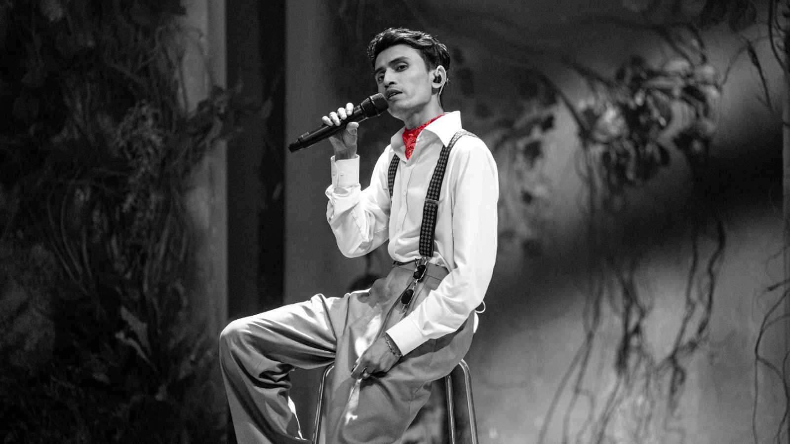 ‘লং ডিস্ট্যান্স লাভ’-এর গায়ক কে এই অঙ্কন?