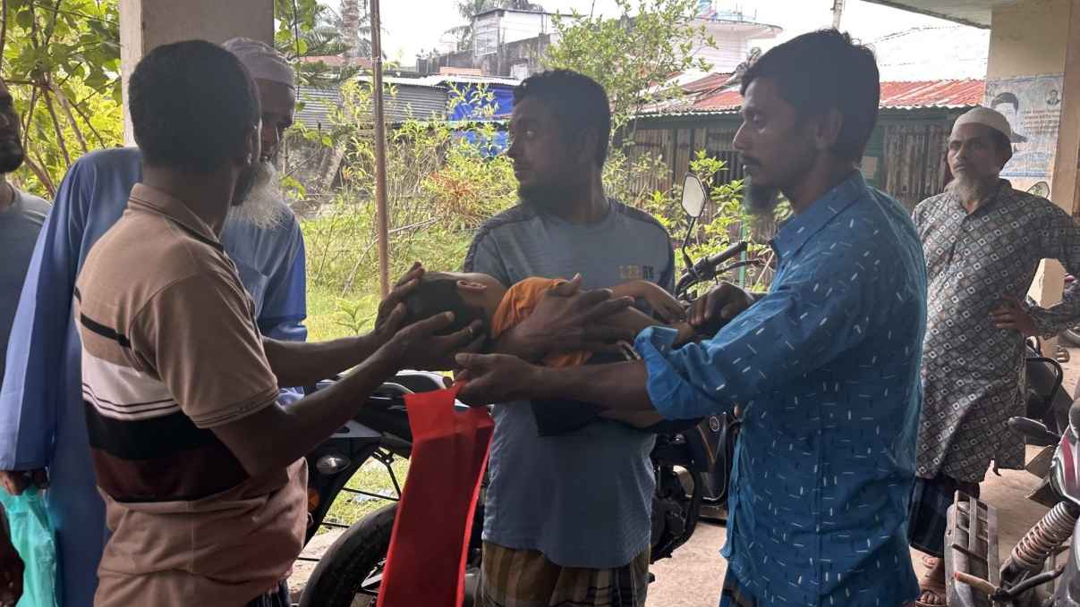 বাউফলে গলায় কলা আটকে শিশুর মৃত্যু