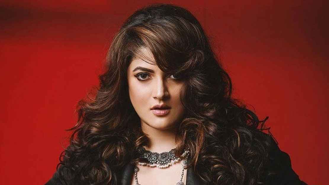 ছেলের বন্ধুরা আমারই বন্ধু: শ্রাবন্তী