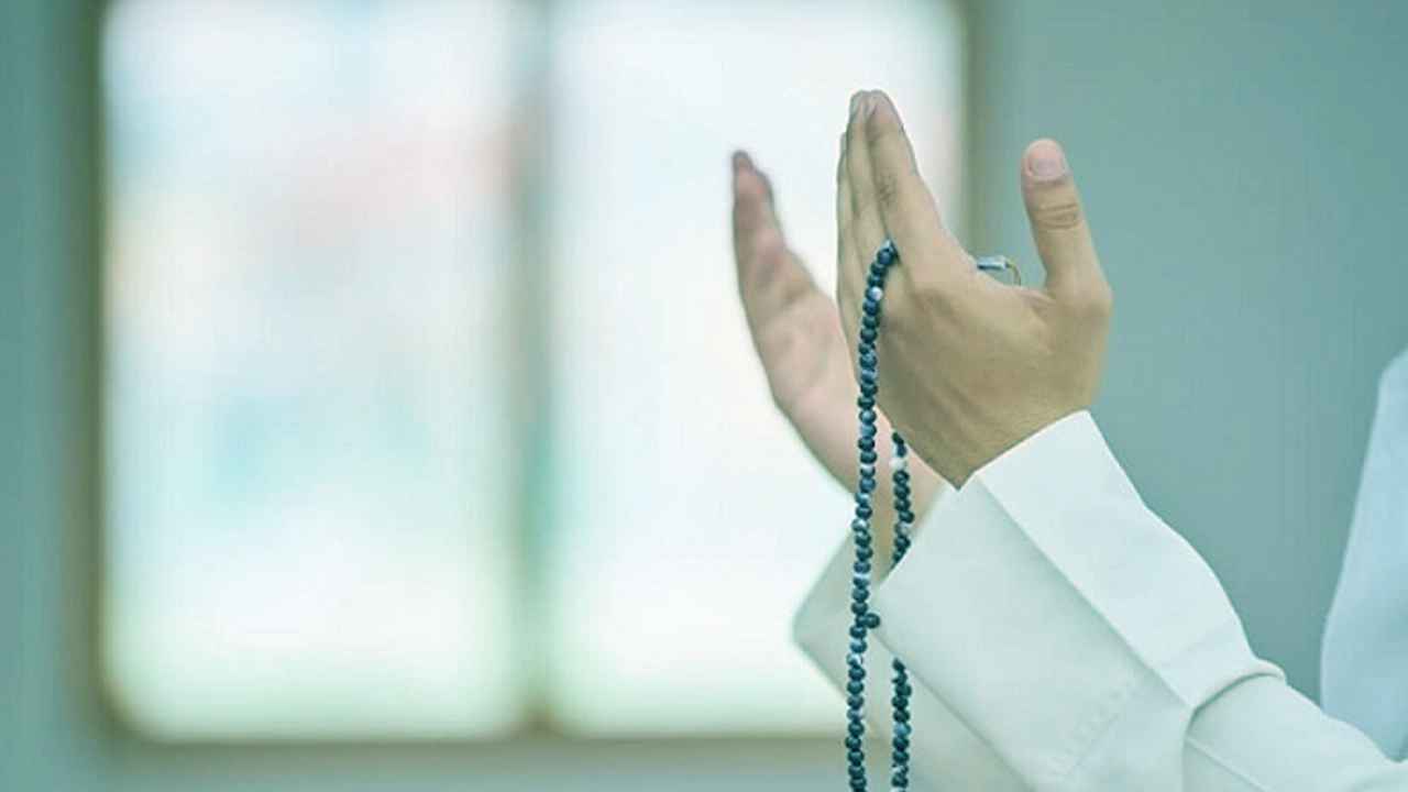 সুস্থতা চেয়ে যে দোয়া নিয়মিত পড়তেন নবীজি