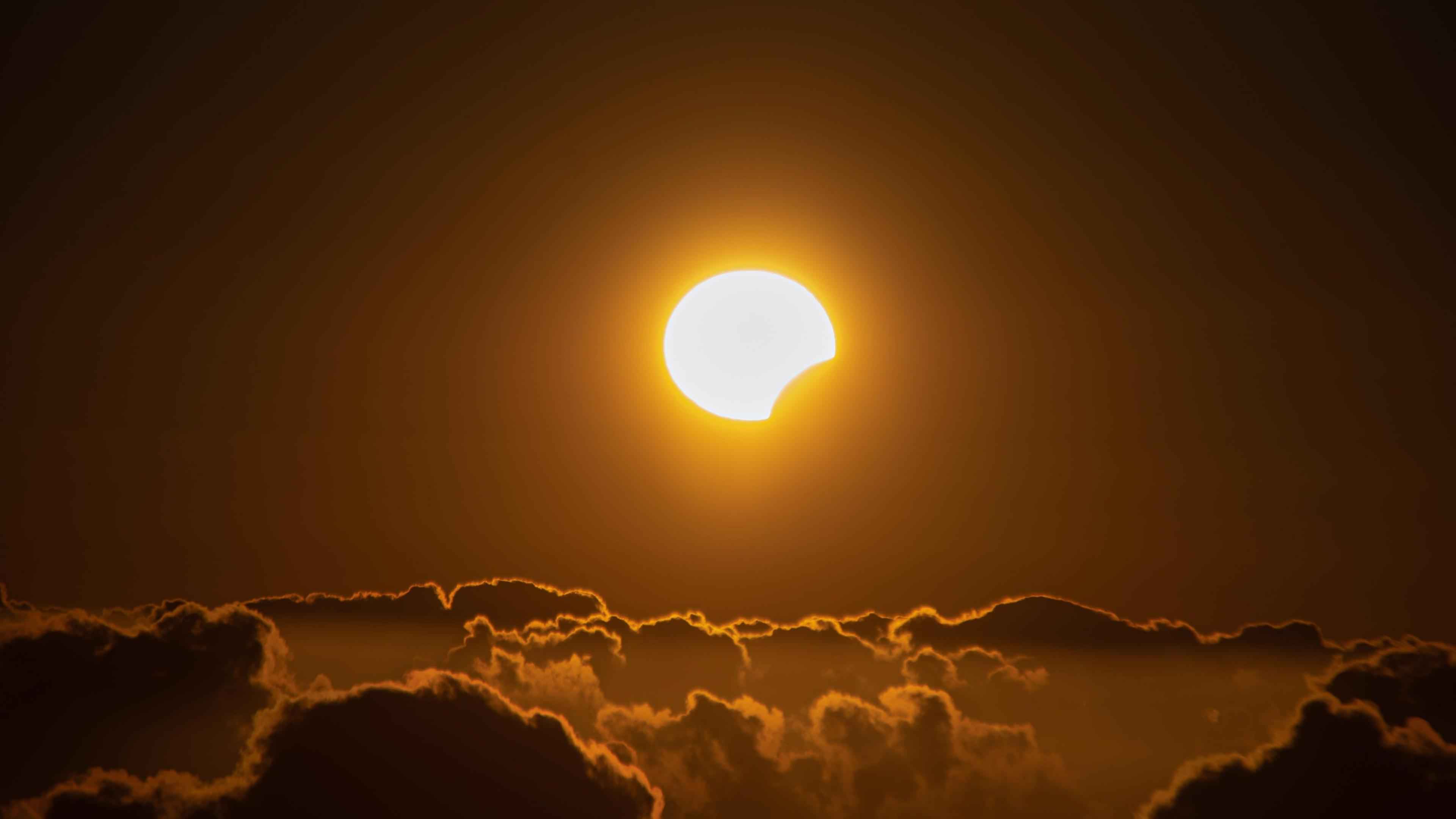 বছরের শেষ সূর্যগ্রহণ হবে আংশিক