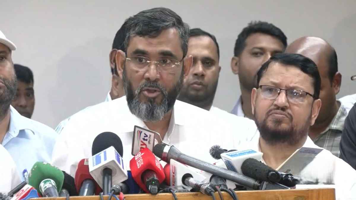 ‘শিক্ষা প্রতিষ্ঠানের গভর্নিং বডির কেউ নির্বাচনে প্রার্থী হতে পারবে না’