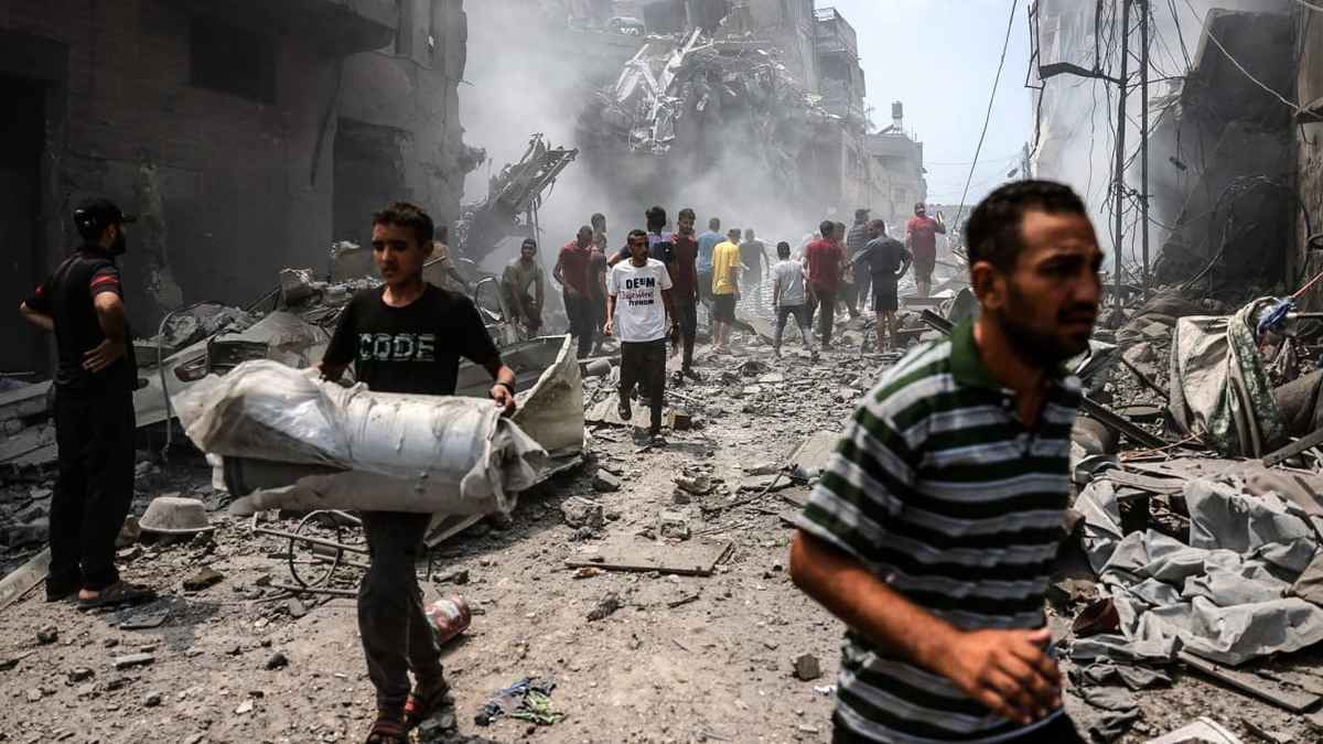 বাড়ছে আন্তর্জাতিক চাপ, ইসরায়েল কি দক্ষিণ আফ্রিকার পথেই হাঁটছে?