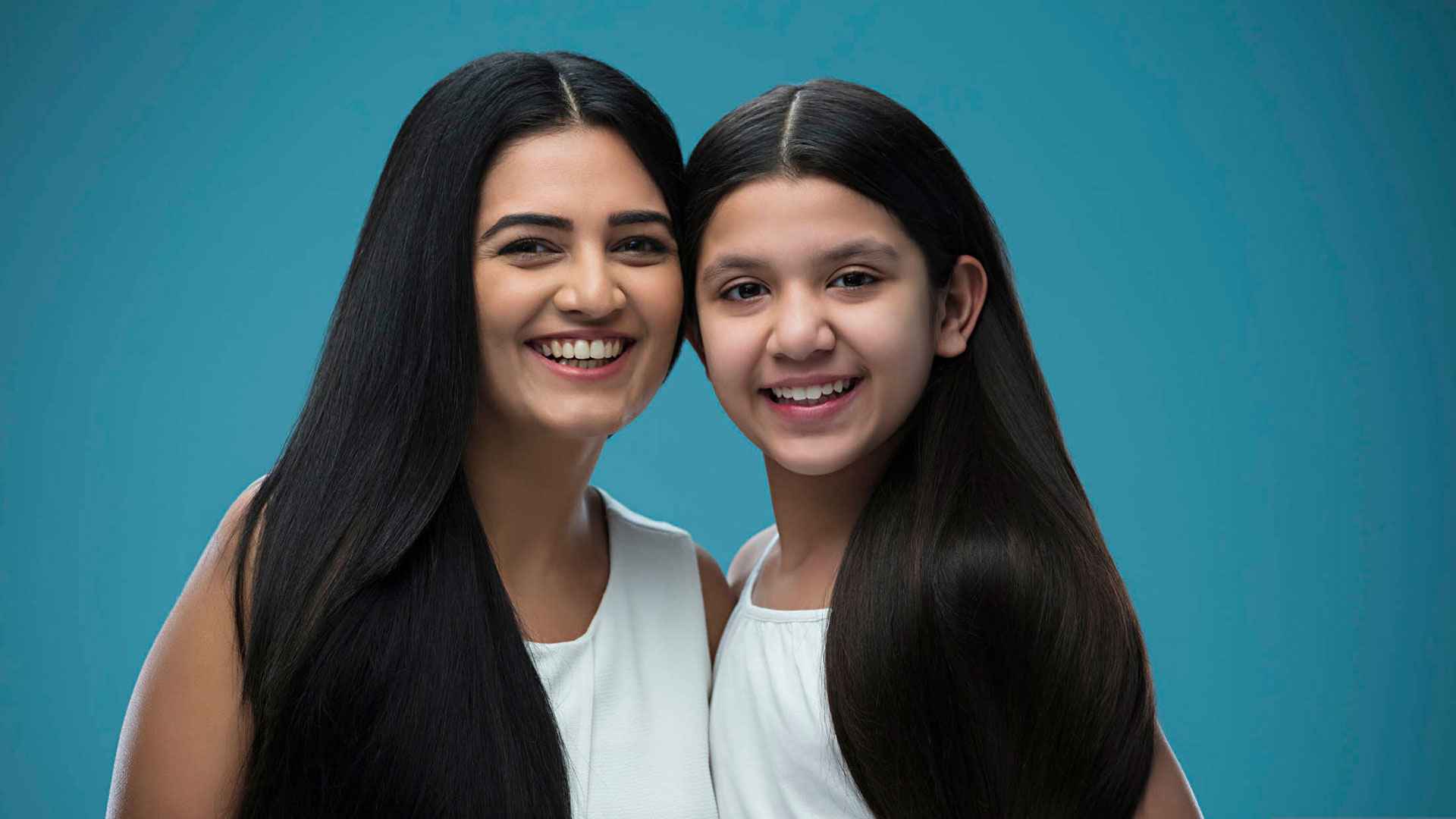 নারকেল তেলের সঙ্গে এসব উপাদান মেশালেই চুল হবে লম্বা