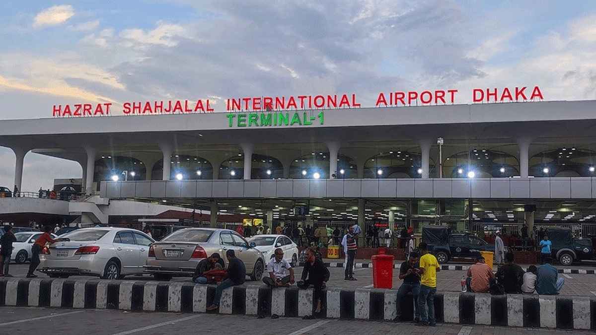 যুক্তরাষ্ট্র থেকে হাতকড়া-শেকল পরিয়ে ফেরত পাঠানো হলো ৩০ বাংলাদেশিকে