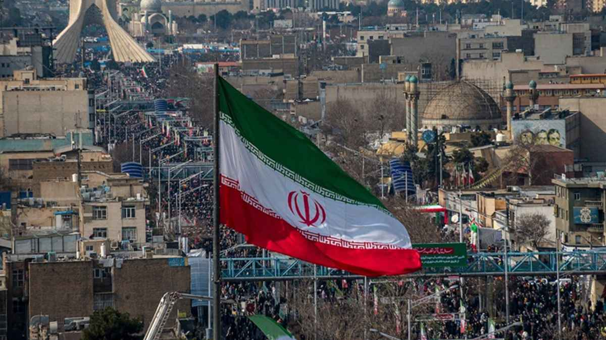 আবারও ইরানের ওপর কার্যকর হচ্ছে জাতিসংঘের নিষেধাজ্ঞায়