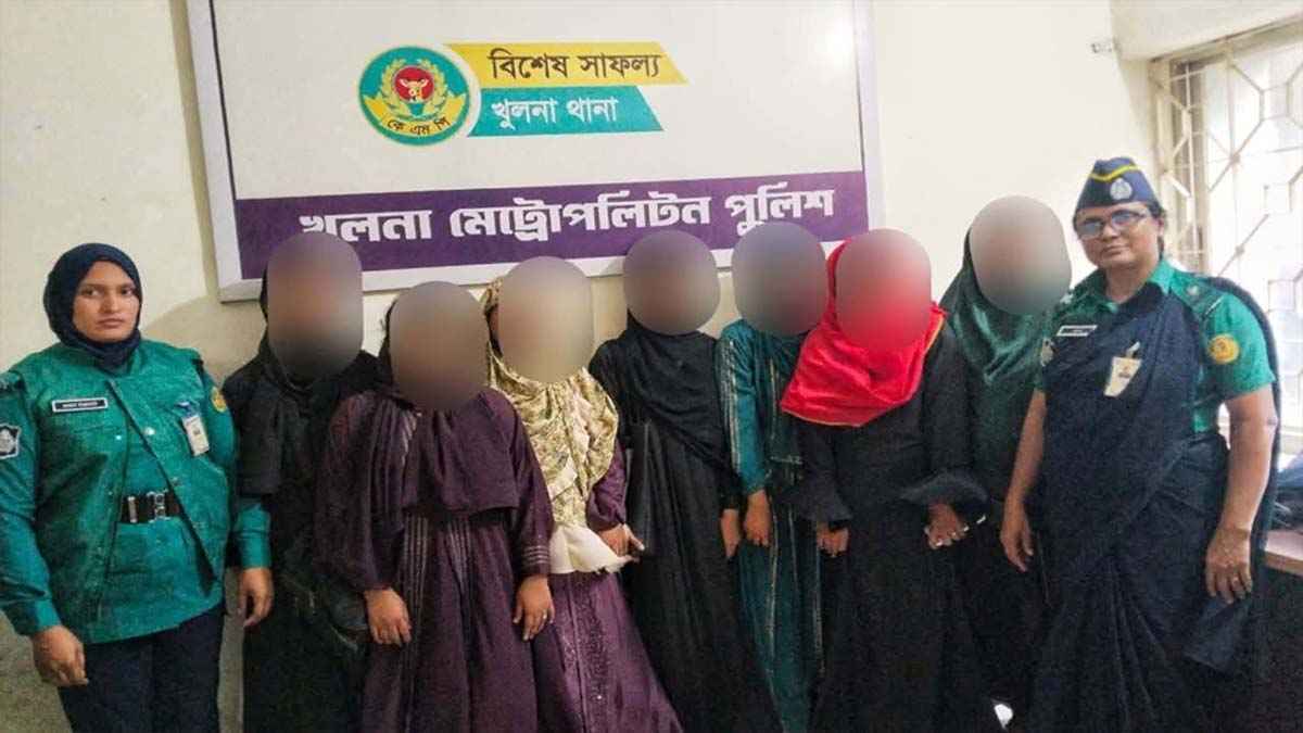 খুলনায় অসামাজিক কার্যকলাপে জড়িত থাকার অভিযোগে ৯ জন গ্রেফতার