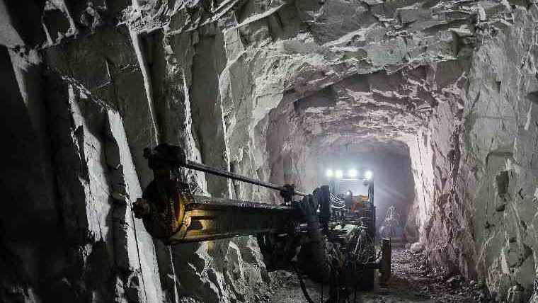 স্বর্ণখনিতে ধসে নাইজেরিয়ায় নিহত অন্তত ১০০ 