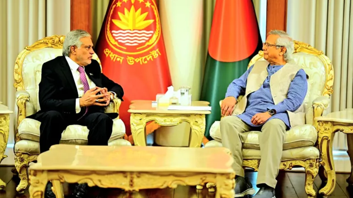 বাংলাদেশের সঙ্গে সম্পর্ক মেরামতে তাড়াহুড়ো করছে কেন পাকিস্তান?