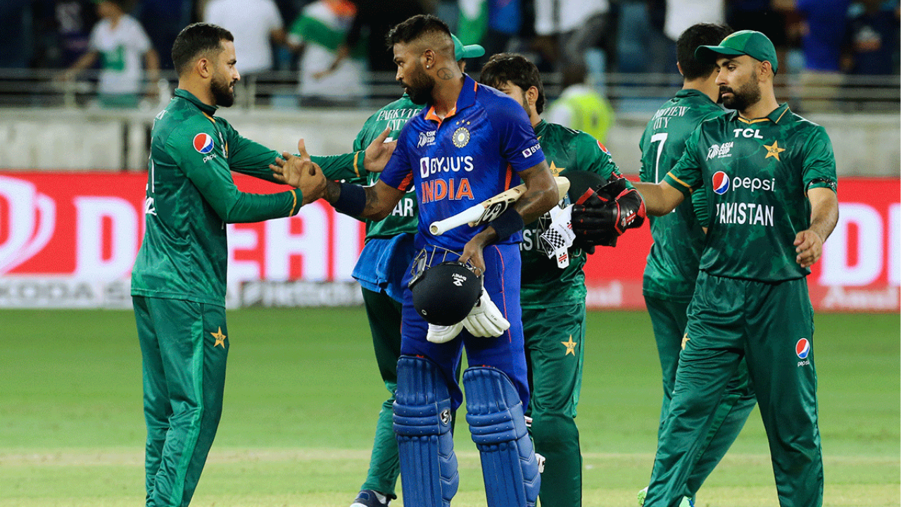 ভারত-পাকিস্তান লড়াইয়ে কে এগিয়ে