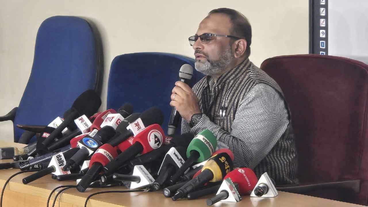 ৯ সেপ্টেম্বর ডাকসু নির্বাচন হতে কোনো বাধা নেই: ঢাবি উপাচার্য