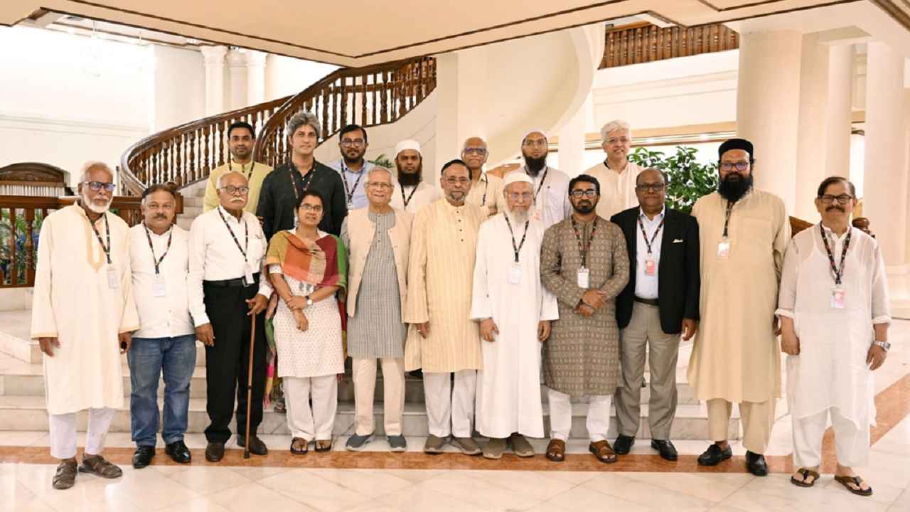 প্রধান উপদেষ্টার কাছে নির্বাচনী পরিবেশ নিয়ে উদ্বেগ জানালেন নেতারা