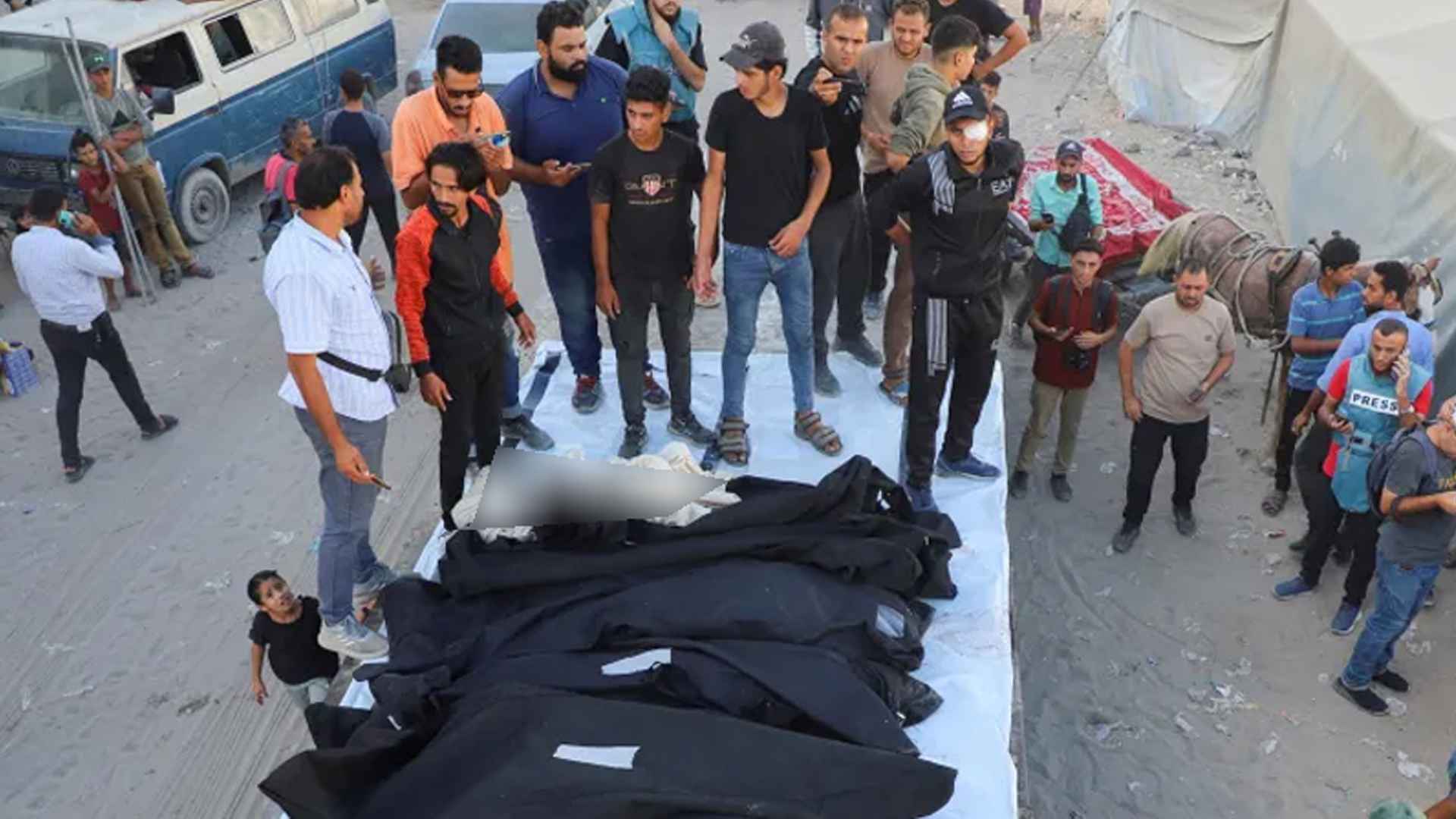 গাজায় ইসরায়েলি হামলায় একই পরিবারের ২৫ জন নিহত