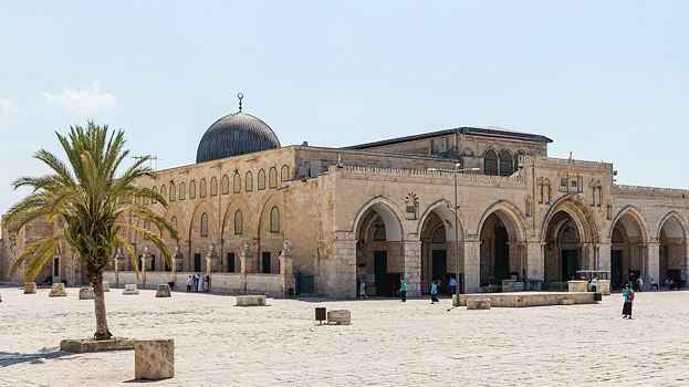 মেরাজ: সাত আসমান পেরিয়ে আল্লাহর দিদার লাভের অসাধারণ গল্প