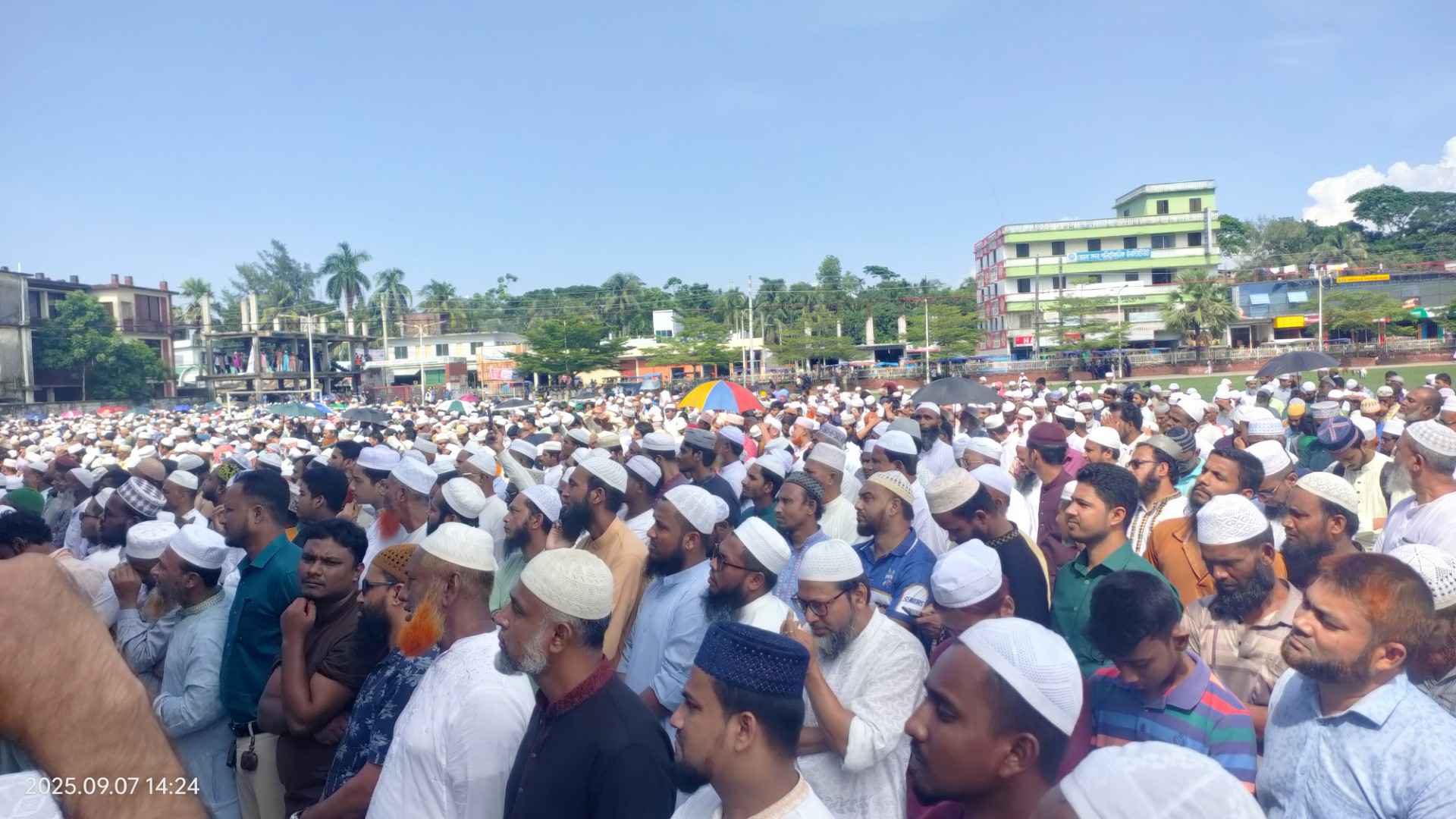 ভোলায় ইসলামিক বক্তা খুন, আগামীকাল জেলার সব শিক্ষাপ্রতিষ্ঠান বন্ধ