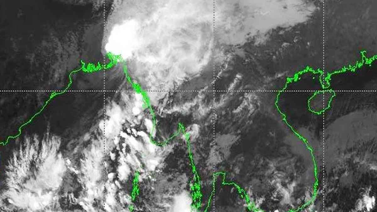 নিম্নচাপ দুর্বল হলেও টানা পাঁচ দিন হতে পারে বৃষ্টি, নতুন লঘুচাপের আভাস