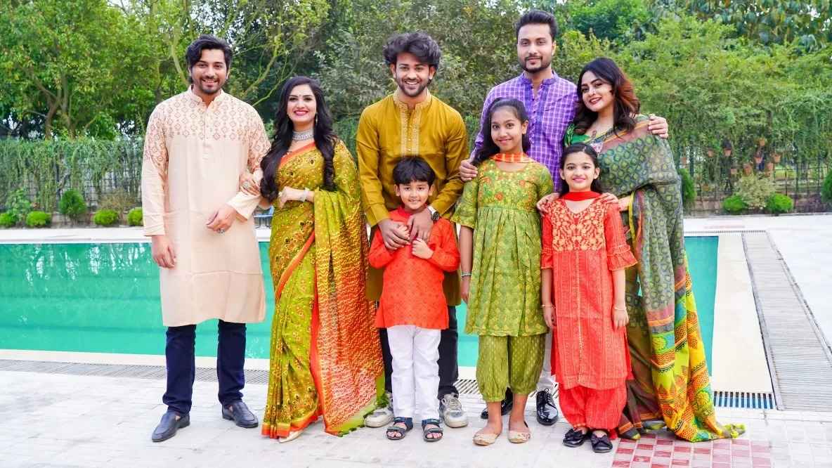 বৈশাখী সাজে গ্রামীণ চেক