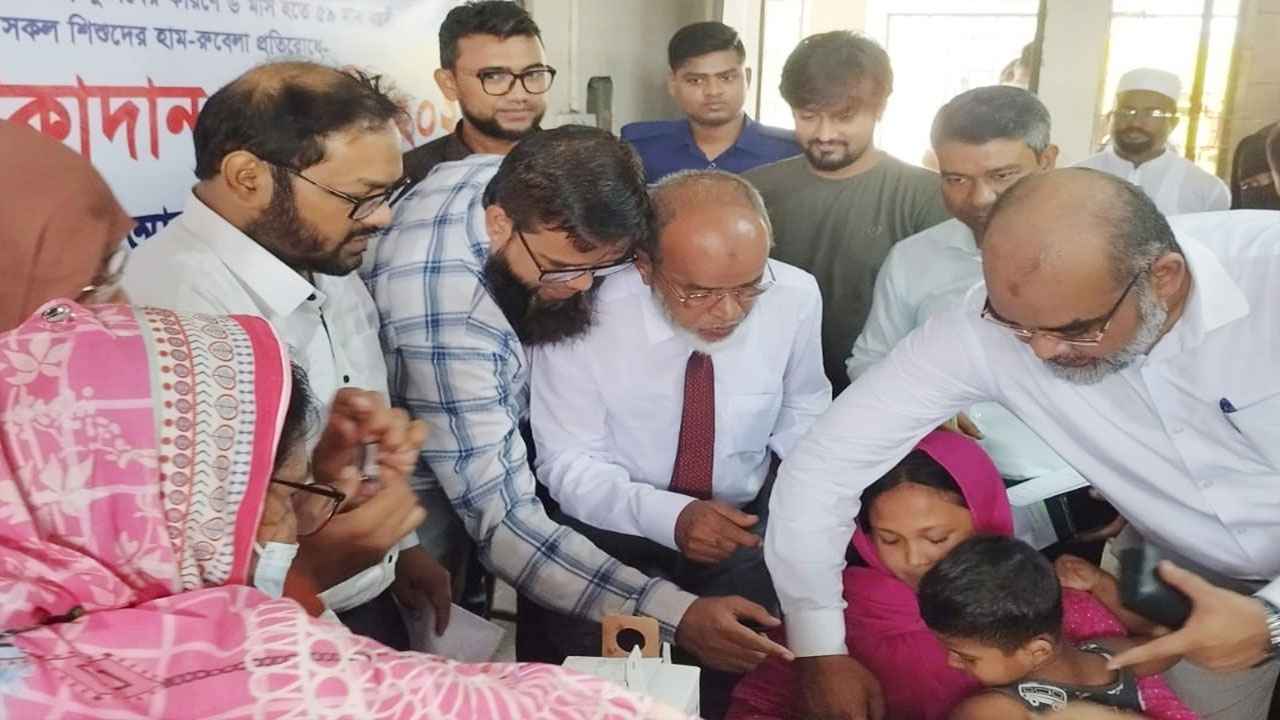 চাঁদপুরে হামের প্রাদুর্ভাব: শুরু হয়েছে বিশেষ টিকাদান কর্মসূচি