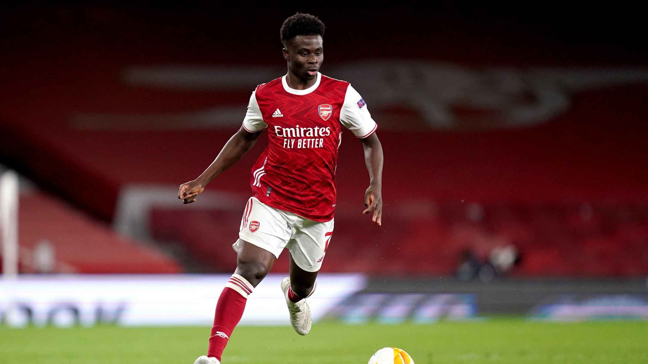 আর্সেনালে স্বস্তি ফেরালেন সাকা