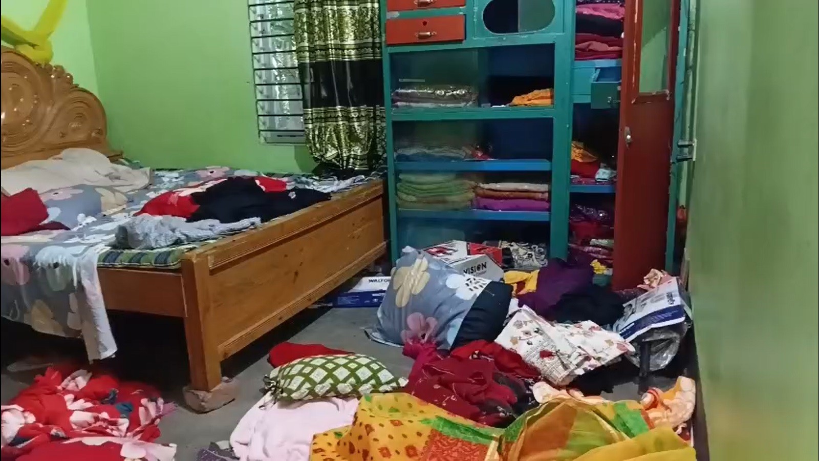 335bdffd-2a3d-4461-a227-c9705683d959