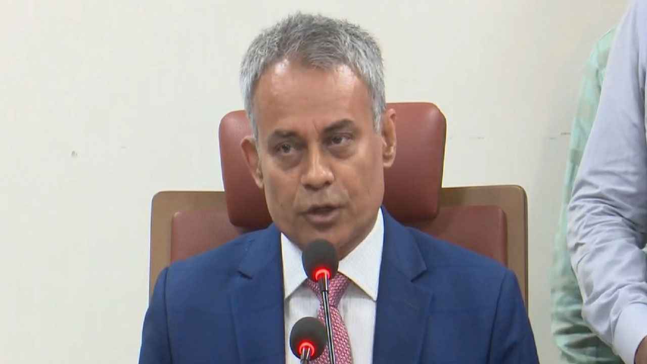 আগামী ঈদে সড়ক ব্যবস্থাপনা ঢেলে সাজানো হবে: সড়ক পরিবহনমন্ত্রী