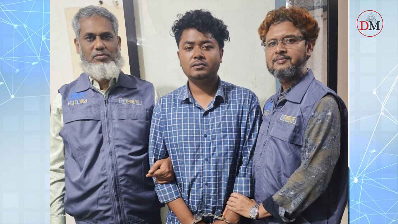 ‎ক্রেডিট ও ডেবিট কার্ড প্রতারণা চক্রের সদস্য গ্রেফতার