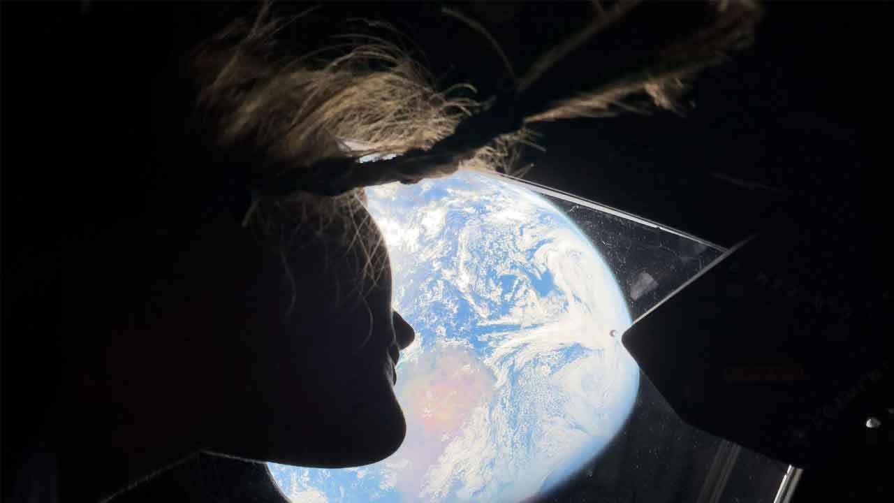 পৃথিবী থেকে সবচেয়ে দূরে যাওয়ার রেকর্ড গড়ল আর্টেমিস-২