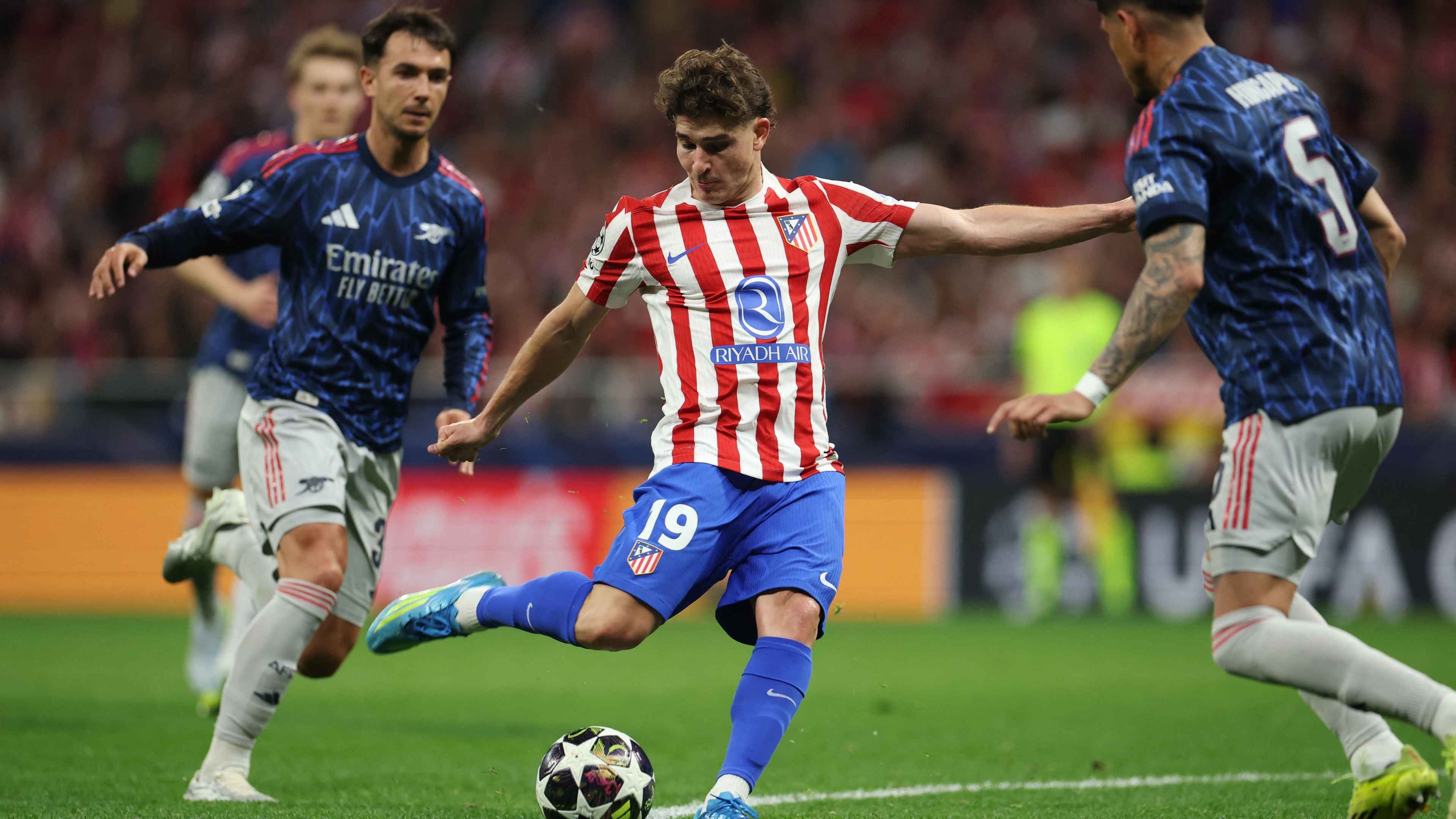 দুই পেনাল্টিতে সমতায় শেষ আর্সেনাল-অ্যাতলেতিকোর লড়াই