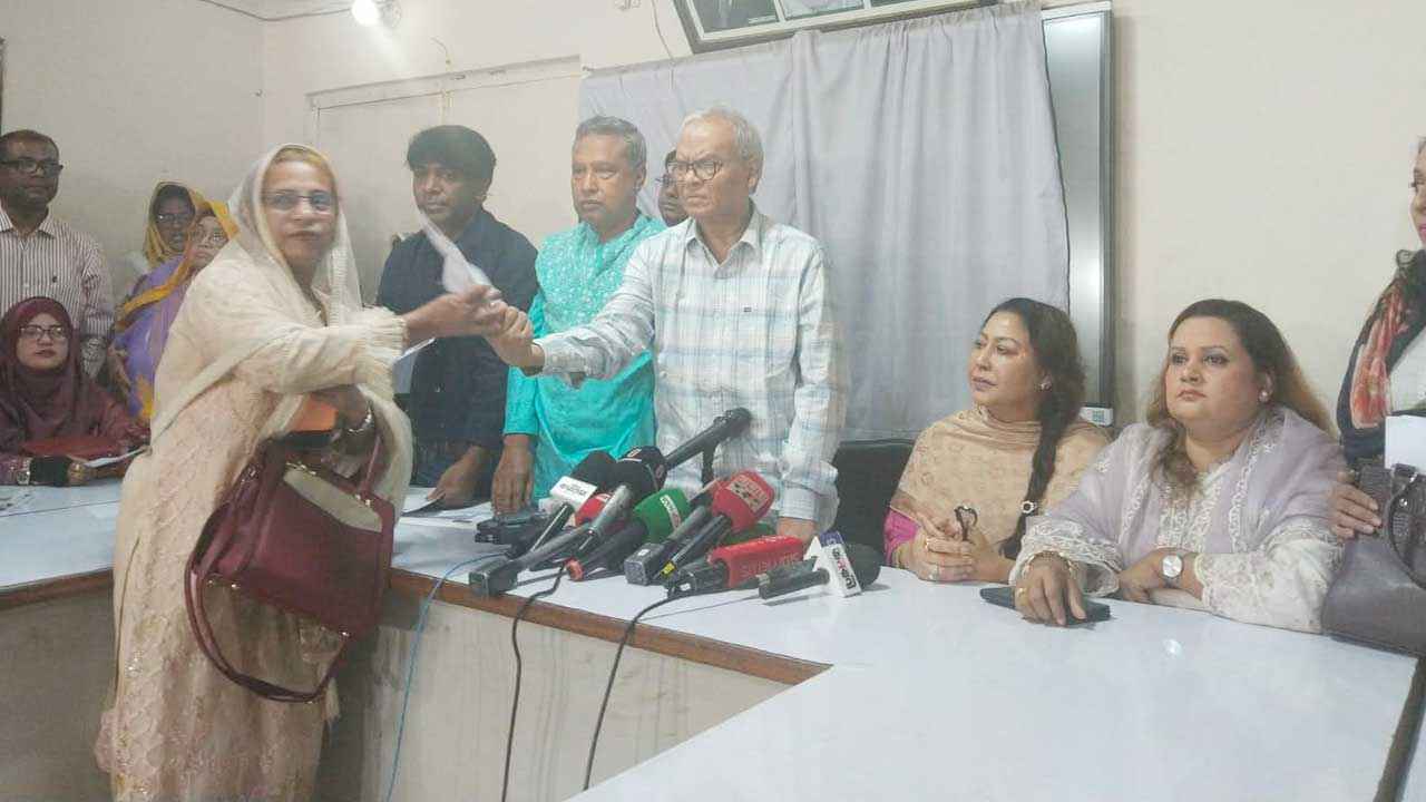 সংরক্ষিত আসনে ফরম বিক্রি করছে বিএনপি, মূল্যায়িত হবেন ত্যাগীরা