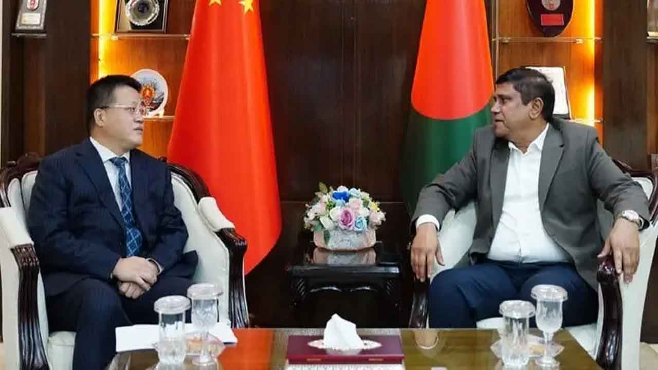 সামরিক সম্পর্ক আরো দৃঢ় করতে চায় বাংলাদেশ-চীন