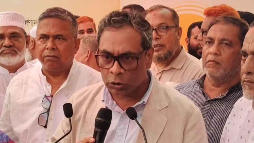 ‘দায়িত্ব নিয়ে কাজ শুরু করেছি, টিকার কোনো ঘাটতি হবে না’