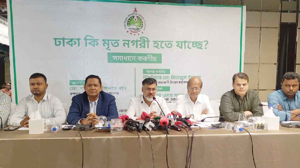 ফুটপাত দখলমুক্ত করতে হকারদের জন্য ৬ মাঠে অস্থায়ী মার্কেট গড়বে ডিএনসিসি