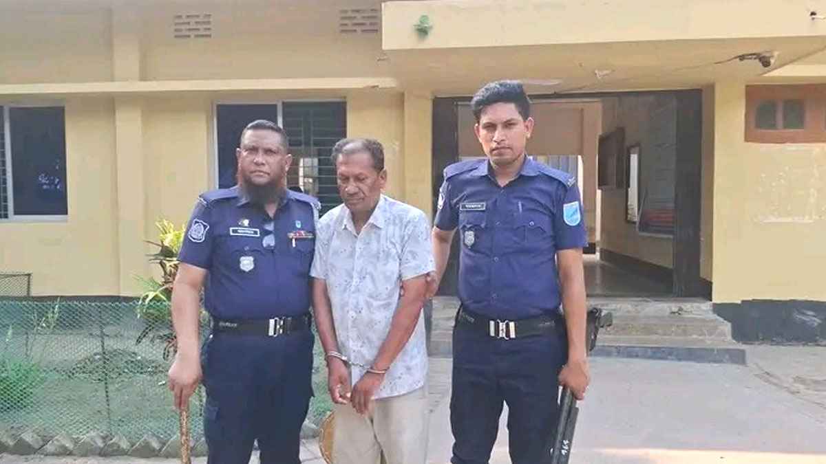 ২৯ ঘণ্টা পর হাতকড়াসহ পালিয়ে যাওয়া সেই আ. লীগ নেতা গ্রেফতার