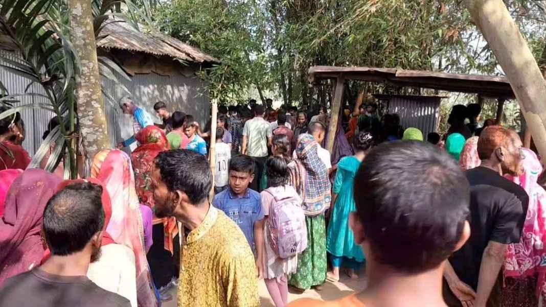 গাইবান্ধায় গৃহবধূর মরদেহ উদ্ধার, স্বামী গ্রেফতার