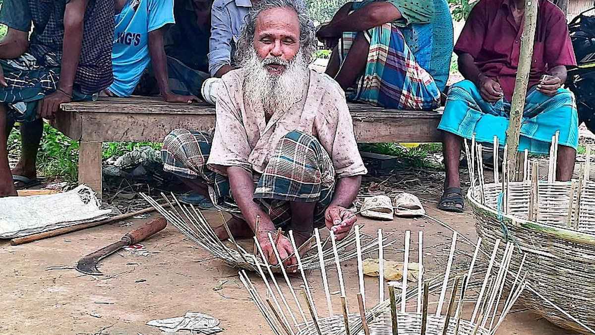 অন্ধ চোখেও অদম্য গণি মিয়া, বাঁশের ঝুড়িতে বাঁচার লড়াই