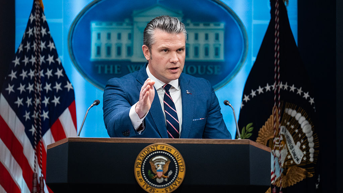 ইরানের সামরিক বাহিনীকে ‘ধ্বংস’ করে দিয়েছে যুক্তরাষ্ট্র: হেগসেথ