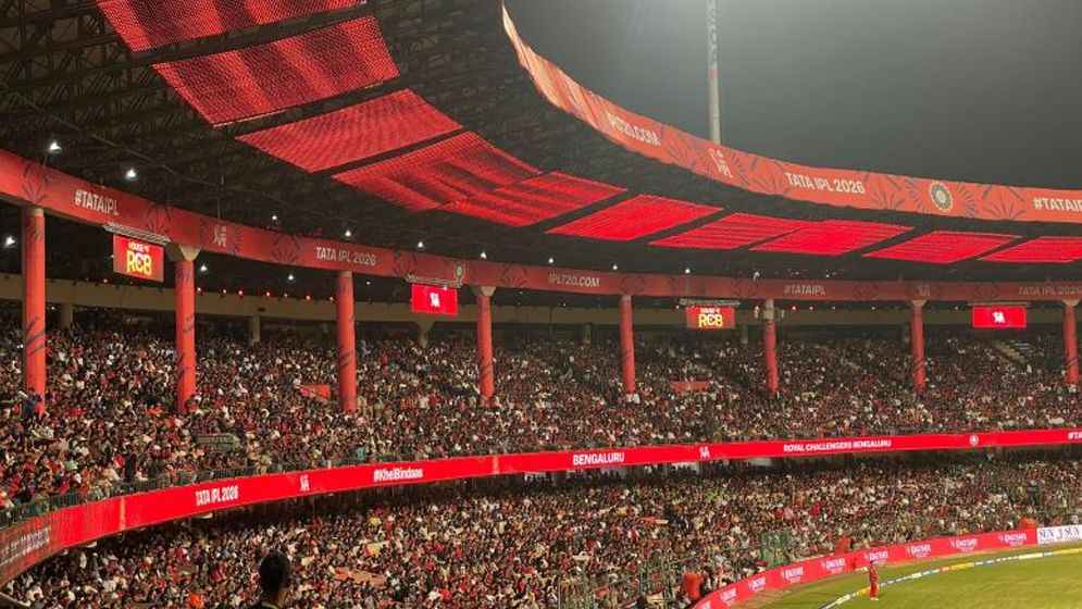 স্টেডিয়ামে ‘নাশকতা’র অভিযোগে গ্রেপ্তার দুই