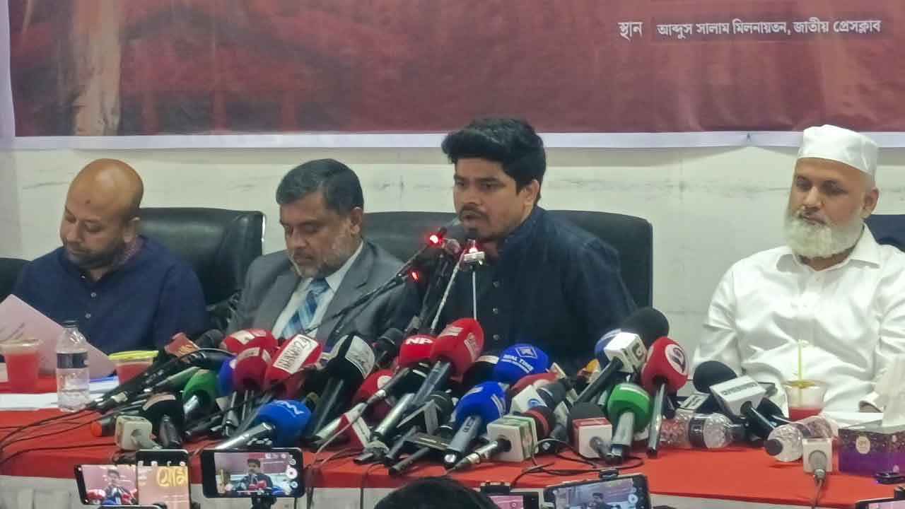 গণভোটের রায় বাস্তবায়নে দ্বিচারিতা করছে সরকার: তাহসিন রিয়াজ