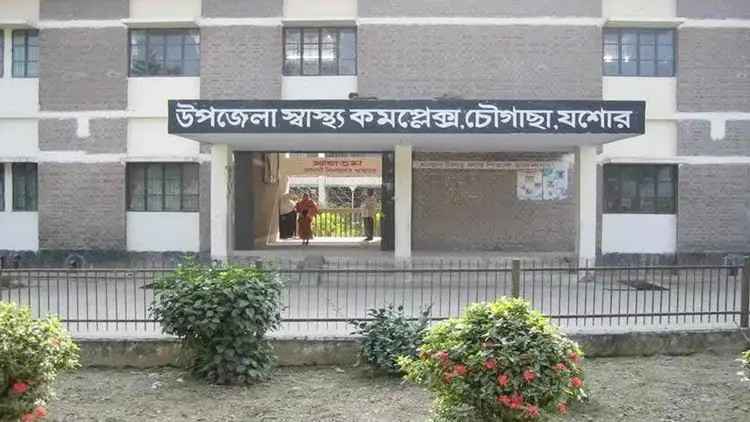 যশোরে তেলের সিরিয়াল নিয়ে ছাত্রদল-যুবদল সংঘর্ষ, আহত ৩