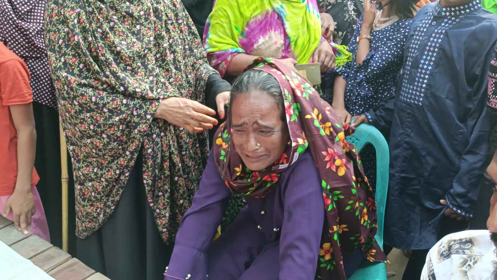 ঝিনাইদহে বিদুৎস্পৃষ্ট হয়ে মামা-ভাগ্নের মৃত্যু