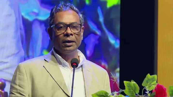 জেলা হাসপাতালকে রেফারেল সেন্টার করতে চান স্বাস্থ্য প্রতিমন্ত্রী