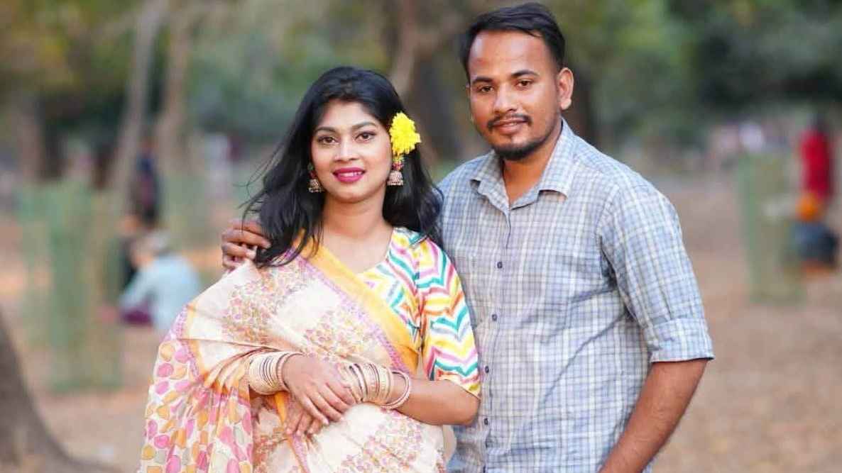 অনশনের ৪ দিন পর প্রেমিকার হাত ধরে ঘরে ফিরলেন যুবক