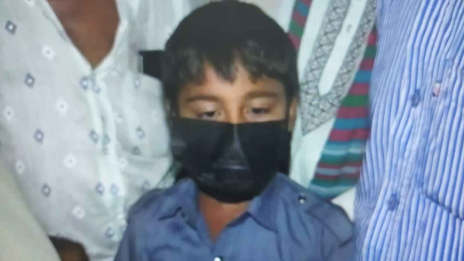 নাটোরে ৭ বছরের শিশুর নামে থানায় হত্যা চেষ্টা মামলা, পরে জামিন