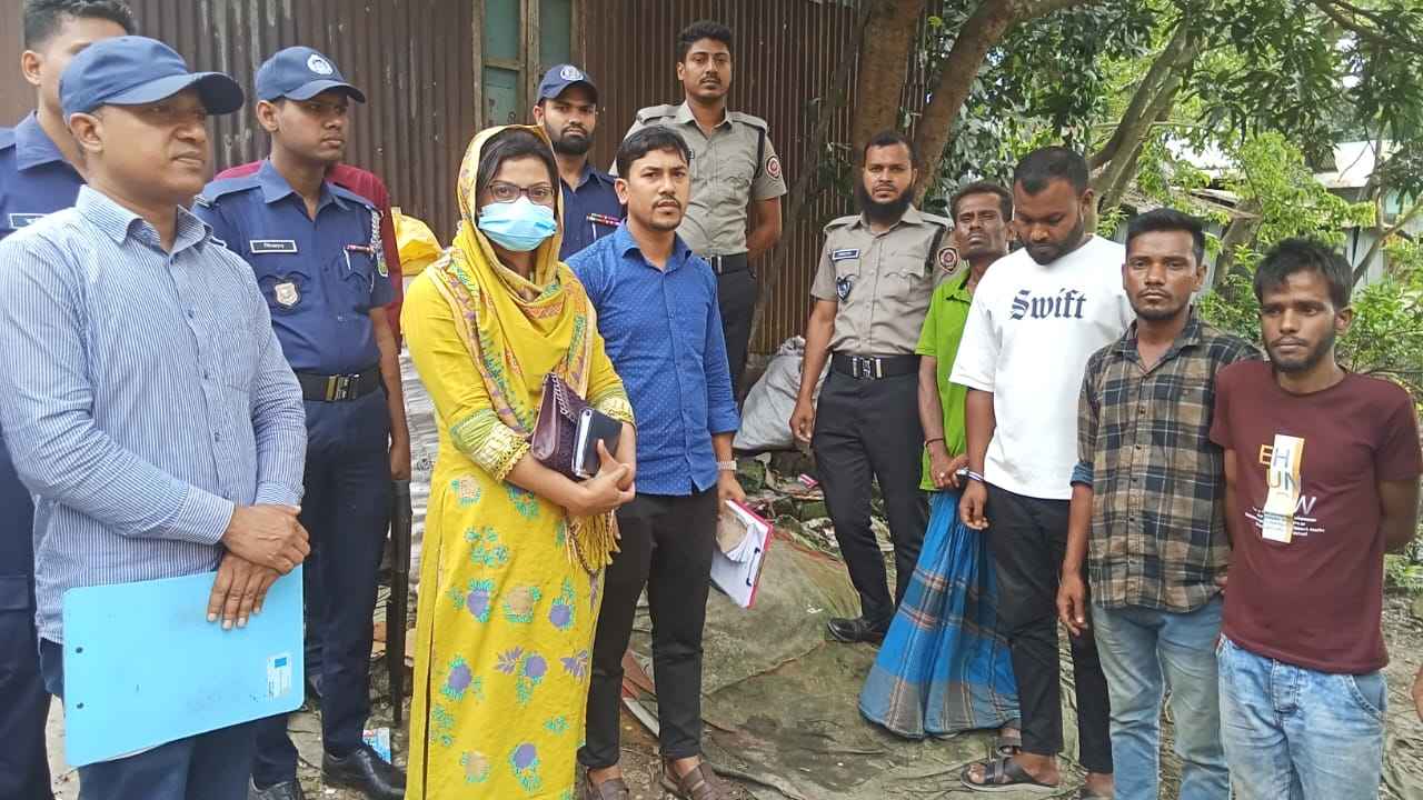 নেত্রকোনায় মাদক সেবনরত অবস্থায় আটক ৪ জনের কারাদণ্ড