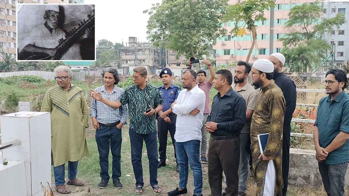 ওস্তাদ আয়েত আলী খাঁর সমাধি পরিদর্শন করলেন কুসিক প্রশাসক