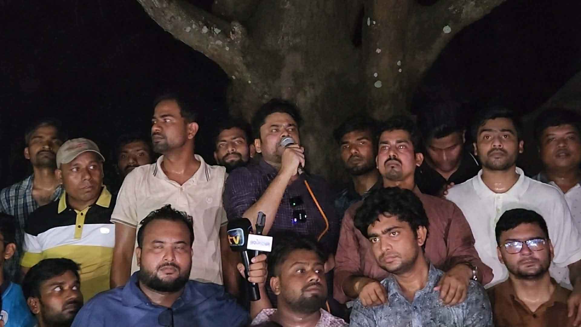 সিনিয়র রাজাকারদের বলব, জুনিয়র রাজাকারদের সামলান: রাবি ছাত্রদল সভাপতি