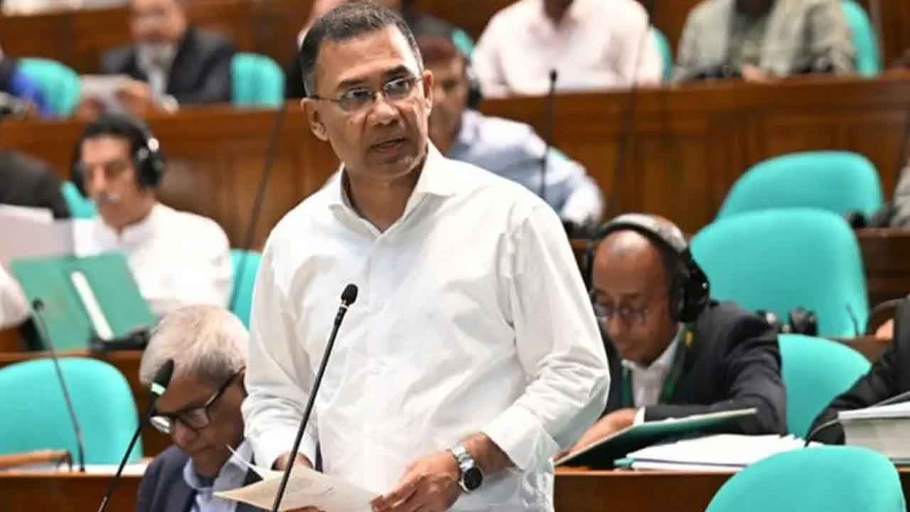 পুলিশ-অ্যাম্বুলেন্সে তেল সংকট নেই, টহল স্বাভাবিক থাকবে: প্রধানমন্ত্রী